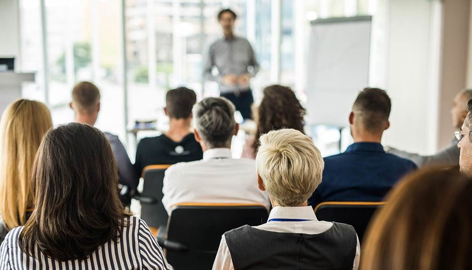 5 cursos e certificações para se preparar ao abrir uma franquia