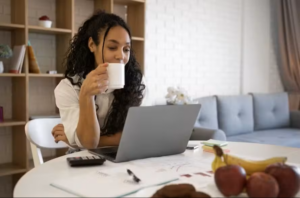 Franquias home office ganham força no Brasil e permitem lucrar já no primeiro ano